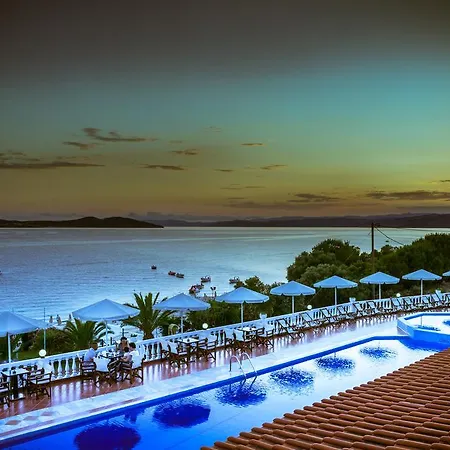 Hotel Akti 4*